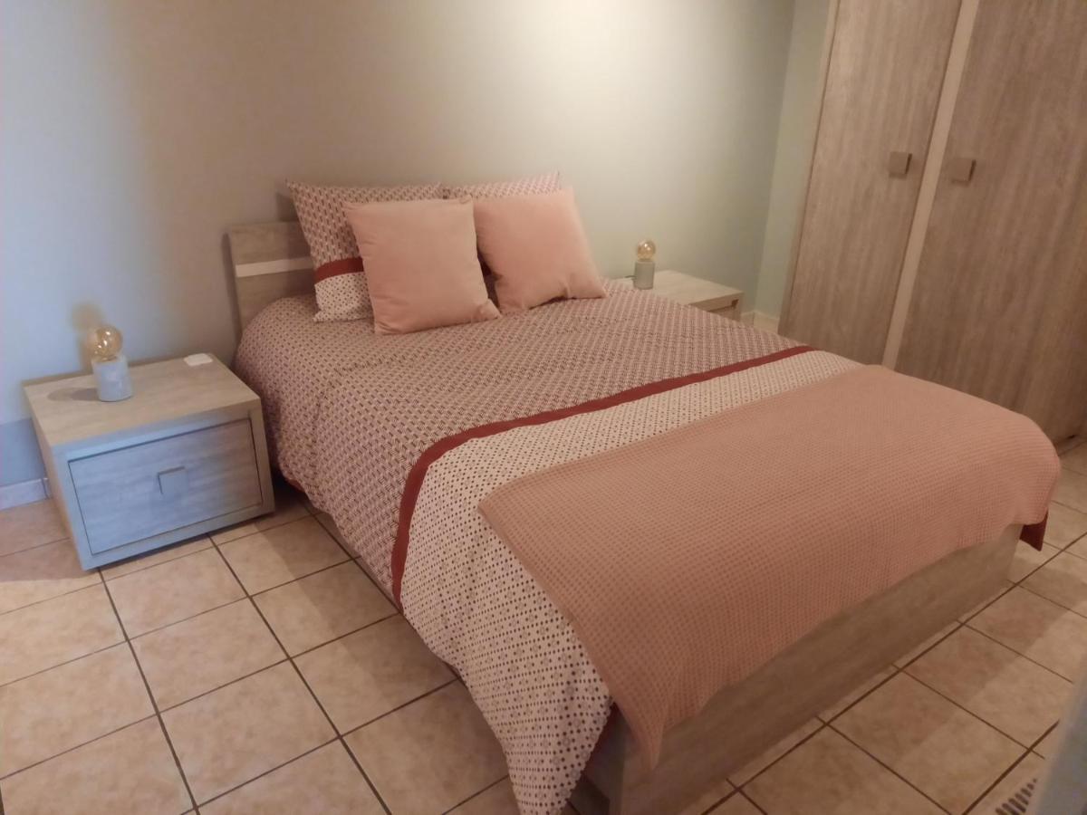 Superbe Appartement De 65M2 A 6061 Montignies-Sur-Sambre Шарлеруа Екстер'єр фото